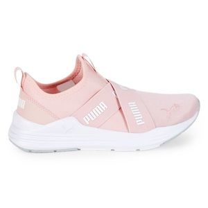 Wired Run Slip-On Sneakers BRANDPUMAMAIN COLOUR PINk CONDITION like new